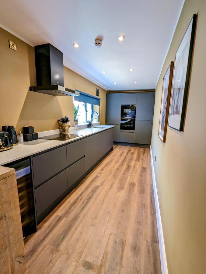 Casa Del Artista - Luxury Apartments, Whitby Exterior foto