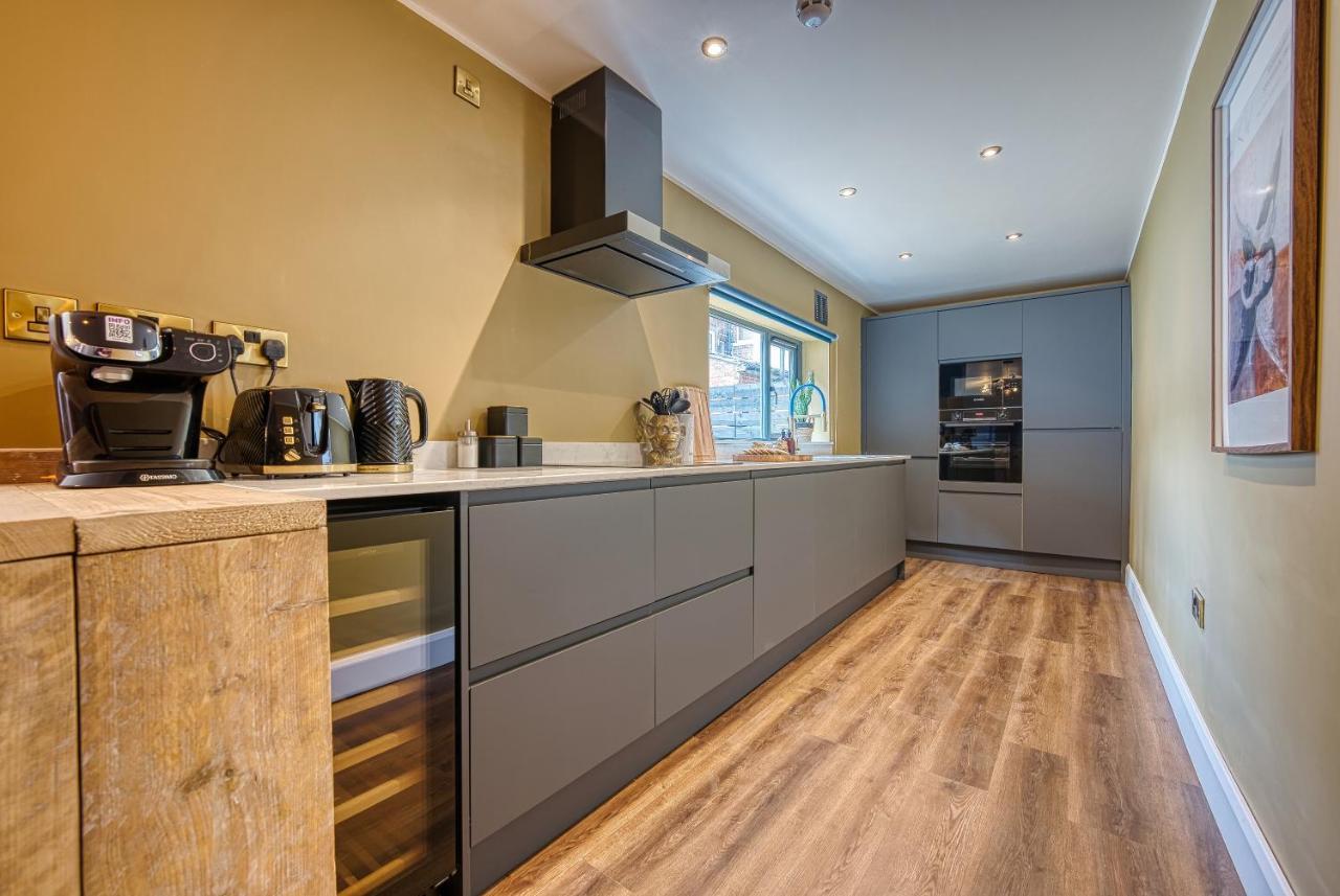 Casa Del Artista - Luxury Apartments, Whitby Exterior foto