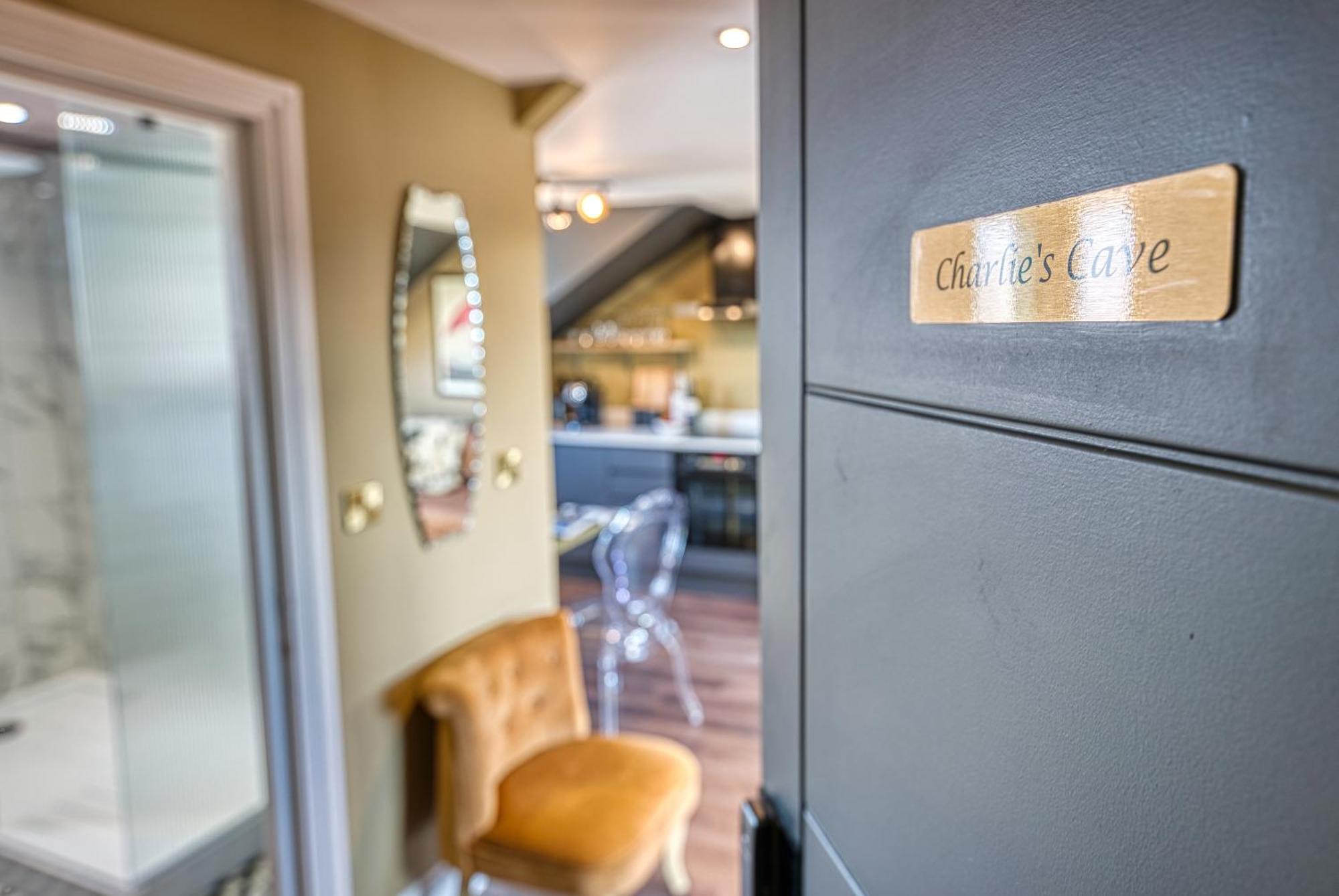 Casa Del Artista - Luxury Apartments, Whitby Quarto foto